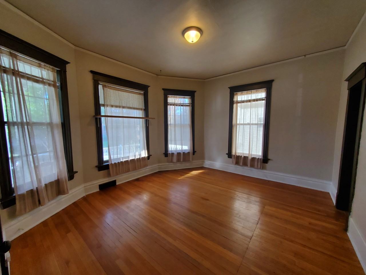 4904 Davenport Street #1 - Photo 2 of 11