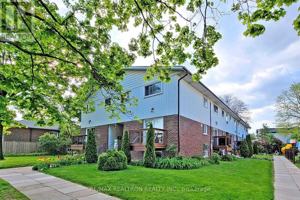 featured image of 2 White Abbey Park #23