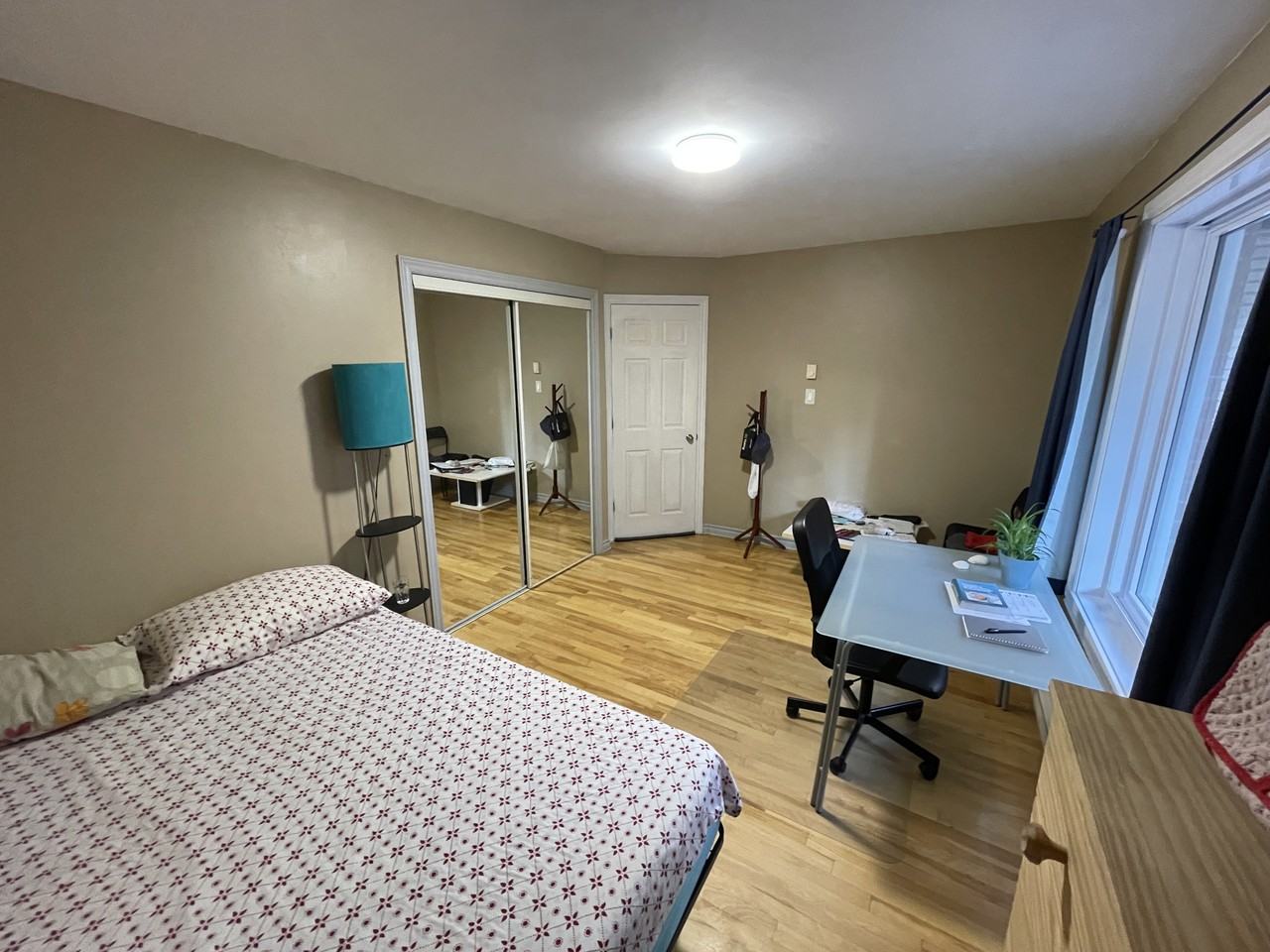 1929 Rue Wolfe - Photo 7 of 12