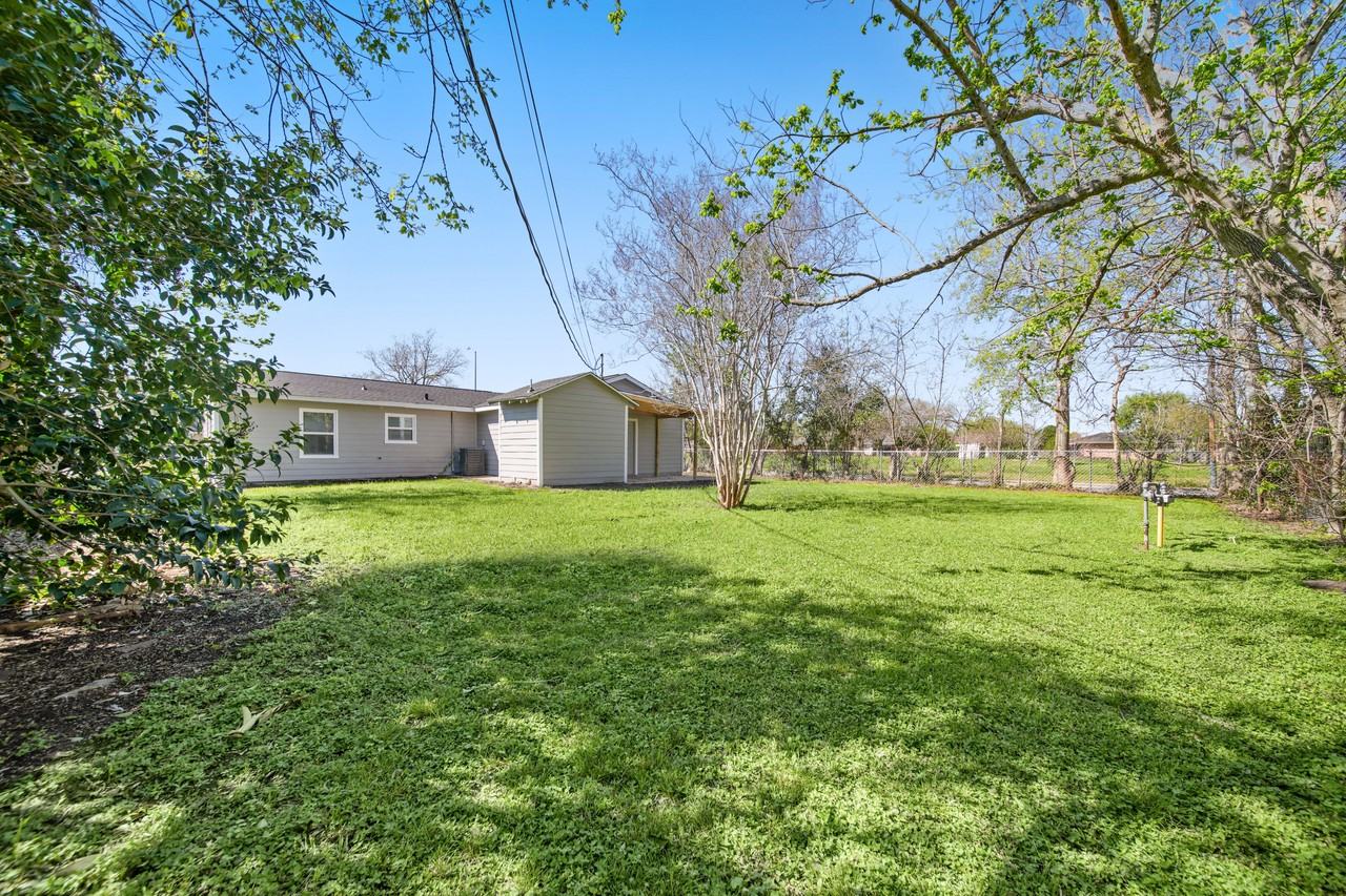 2942 Knotty Oaks Trl #1 - Photo 3 of 28