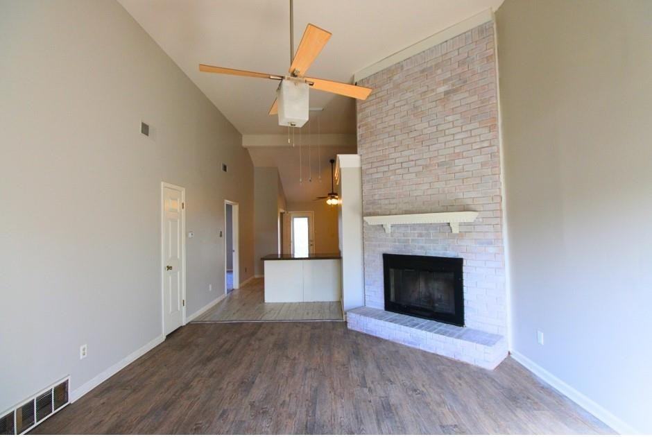 5558 Oak Branch Cir N #1 - Photo 4 of 12