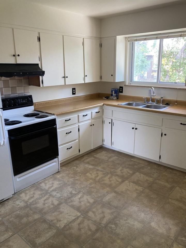 6070 S Pierce St #60 - Photo 3 of 9