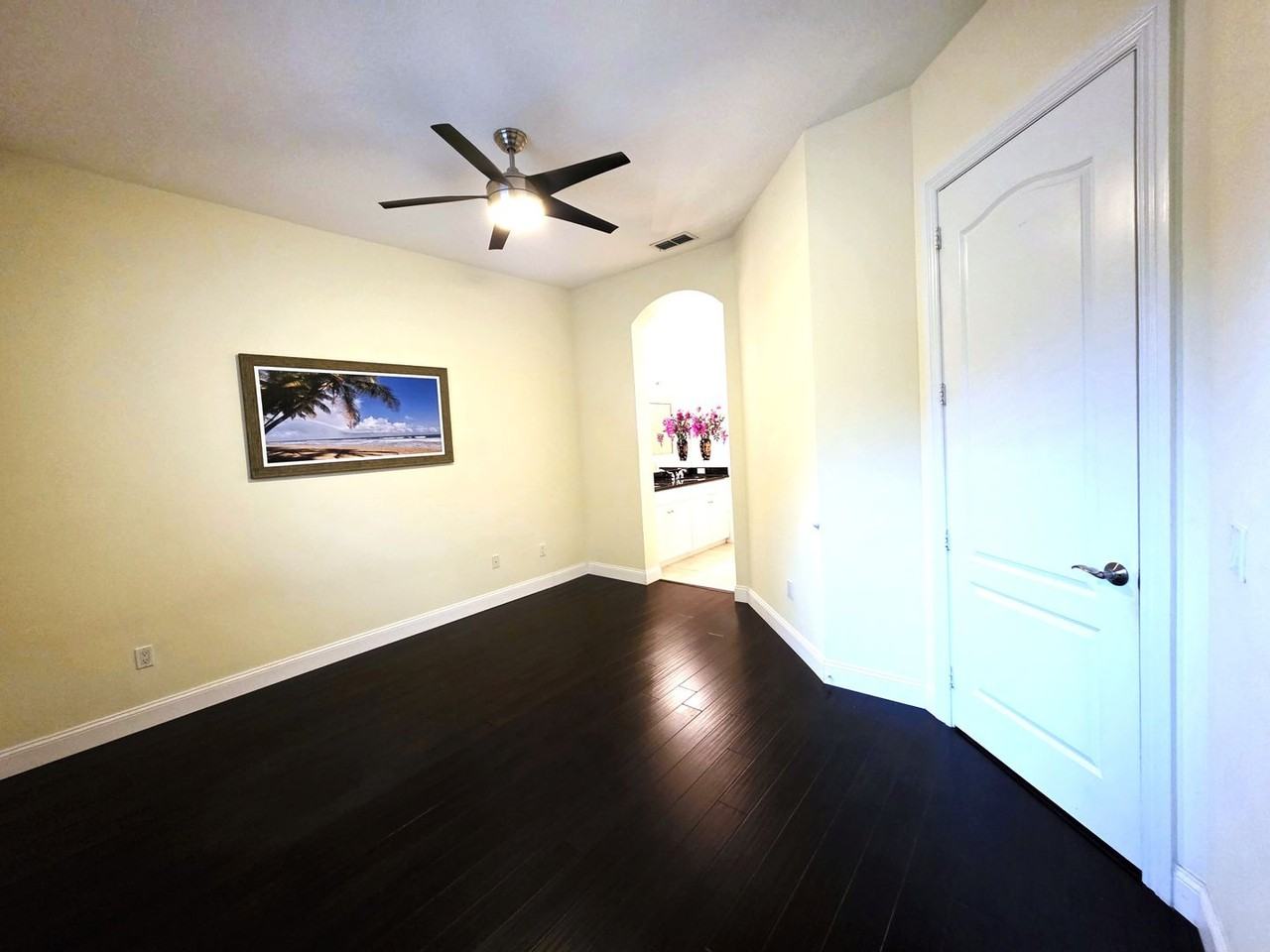 1825 Bridgepointe Cir #14 - Photo 7 of 50