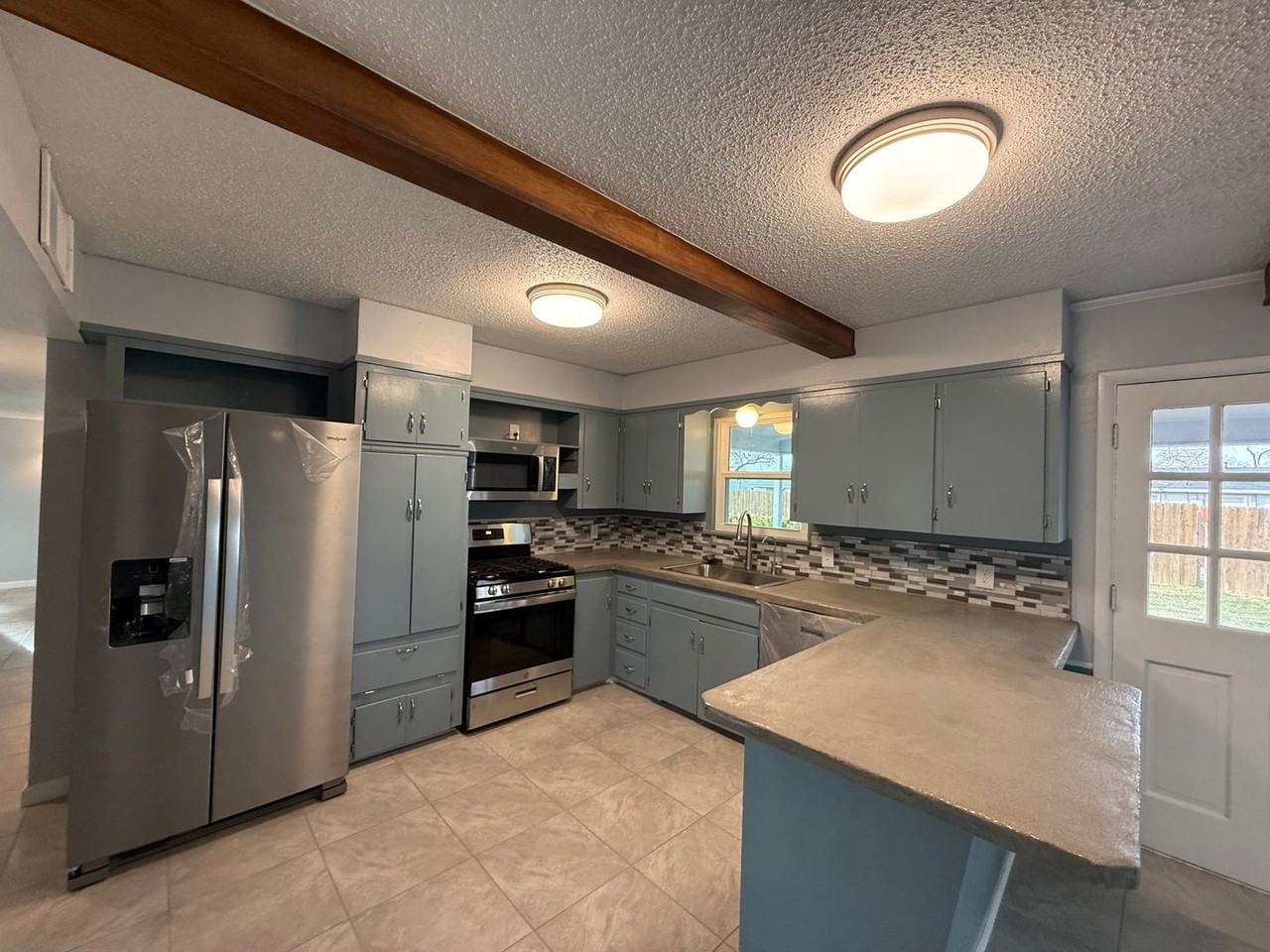 3207 Trinity Ave - Photo 2 of 18