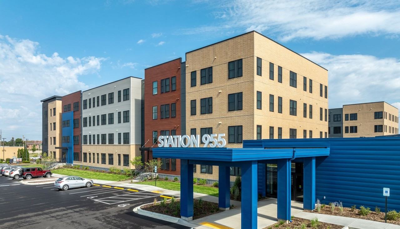 Station955 Apartments - Photo 7 of 50