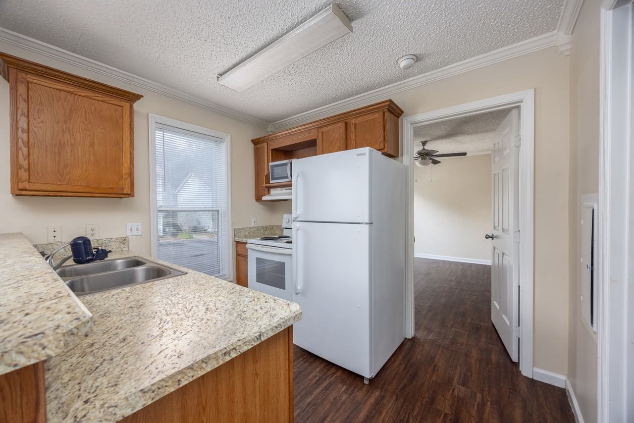 2905 Southwest Archer RoadUnit S4024 - Photo 6 of 12