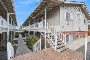 featured image of 110 S 11th Ave