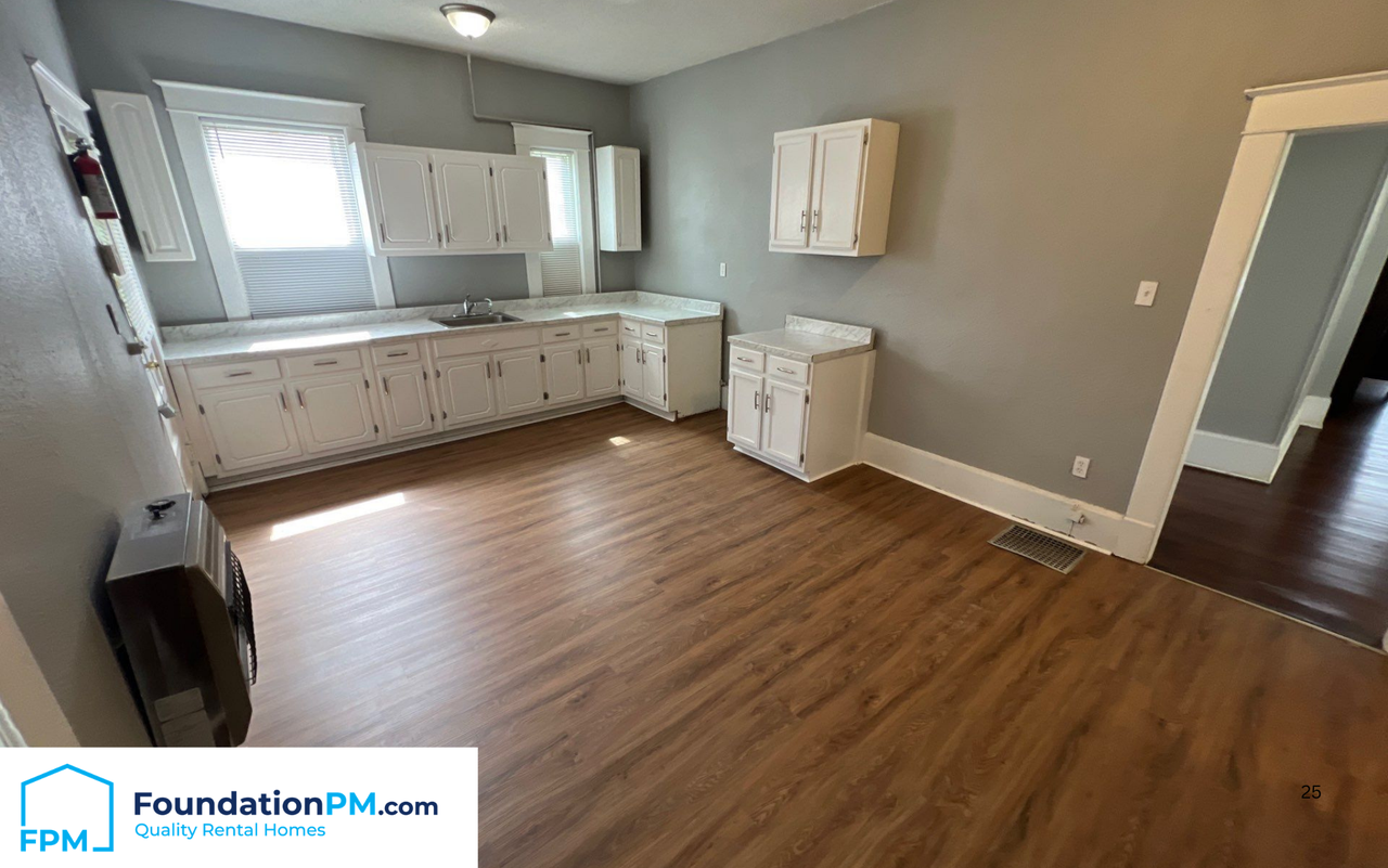 578 Mckinley St #1 - Photo 4 of 16