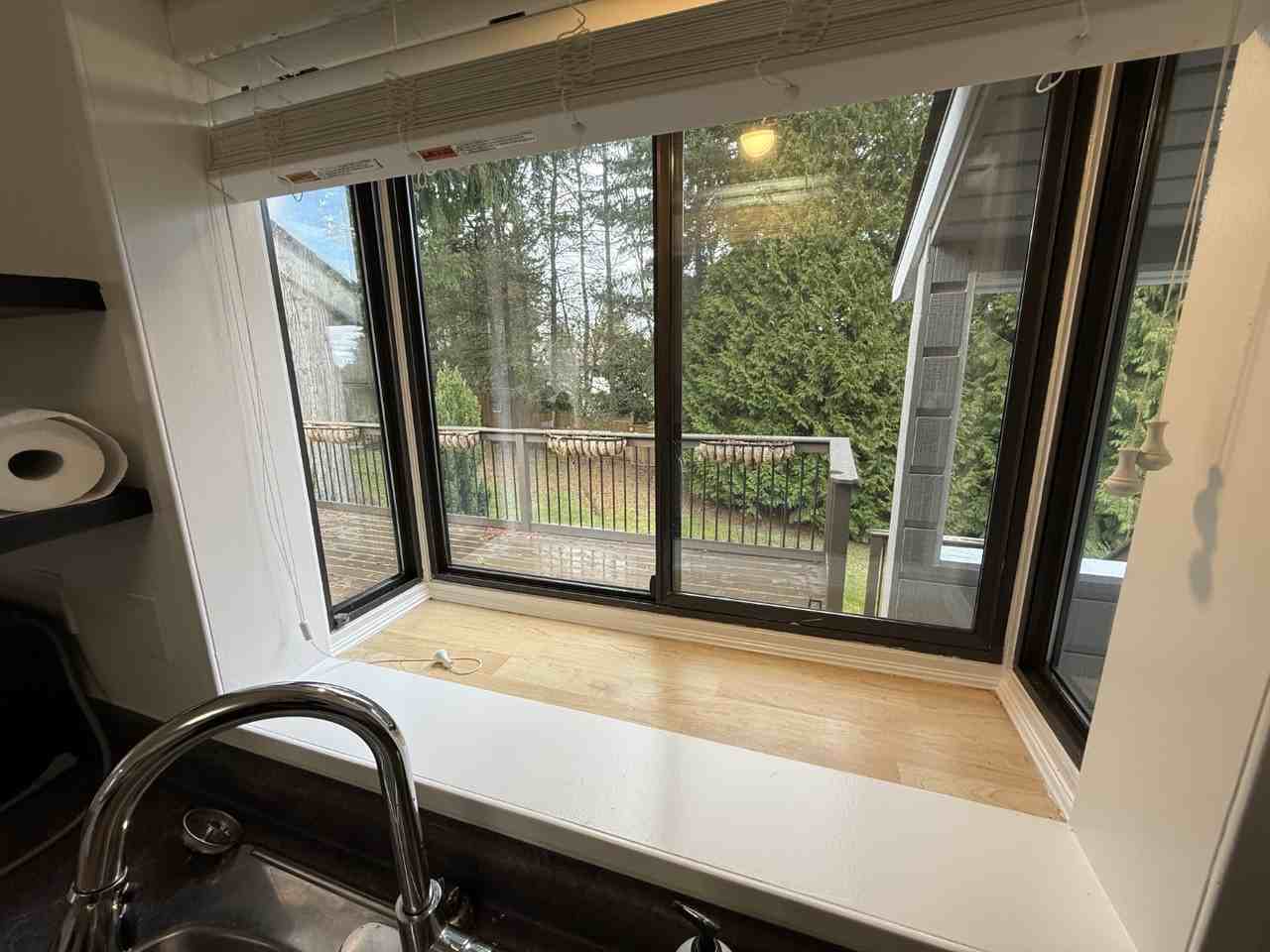 5479 Clipper Dr #1 - Photo 3 of 32