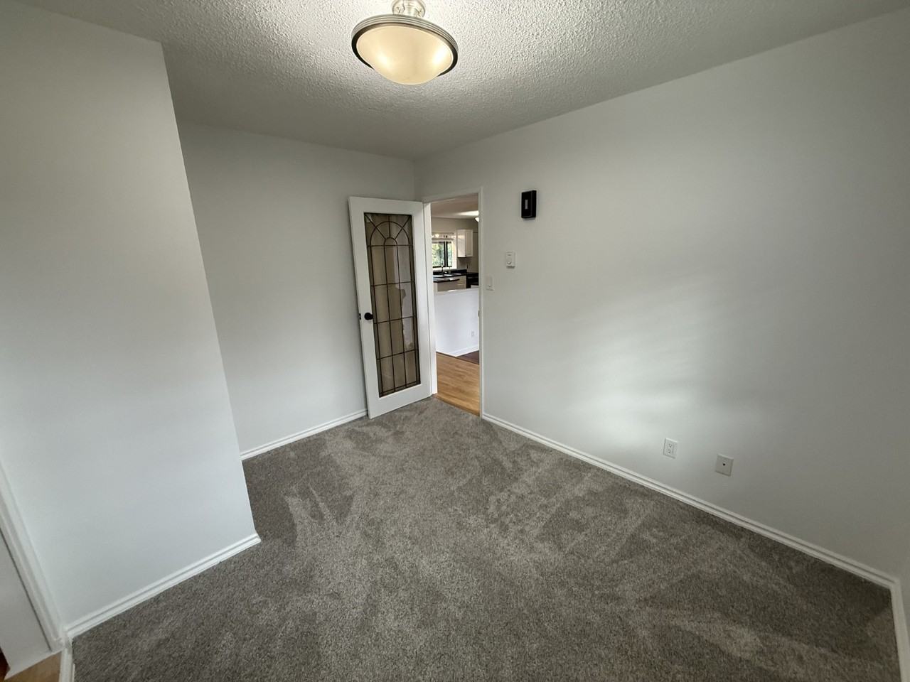 5479 Clipper Dr #1 - Photo 7 of 32