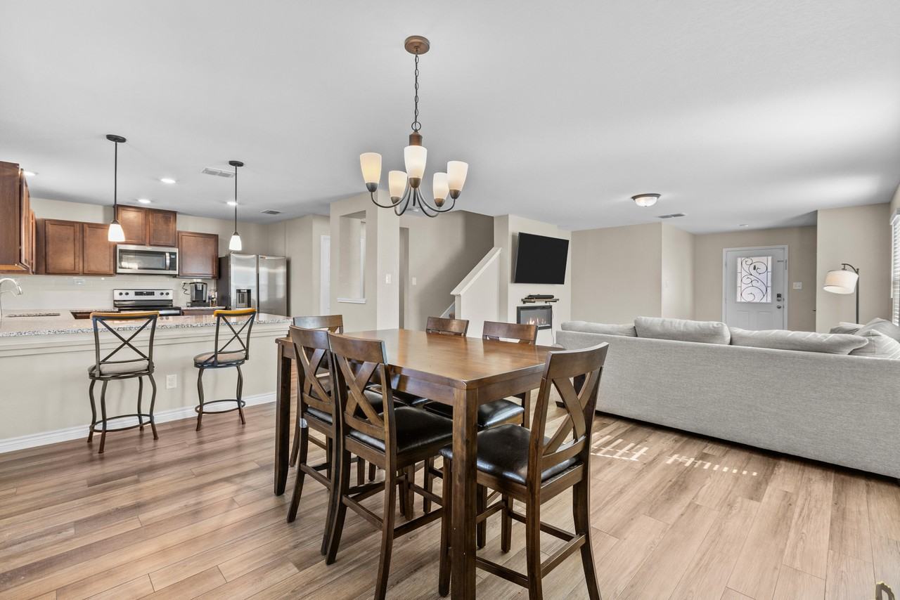 1915 Overlook Knl #1 - Photo 5 of 28