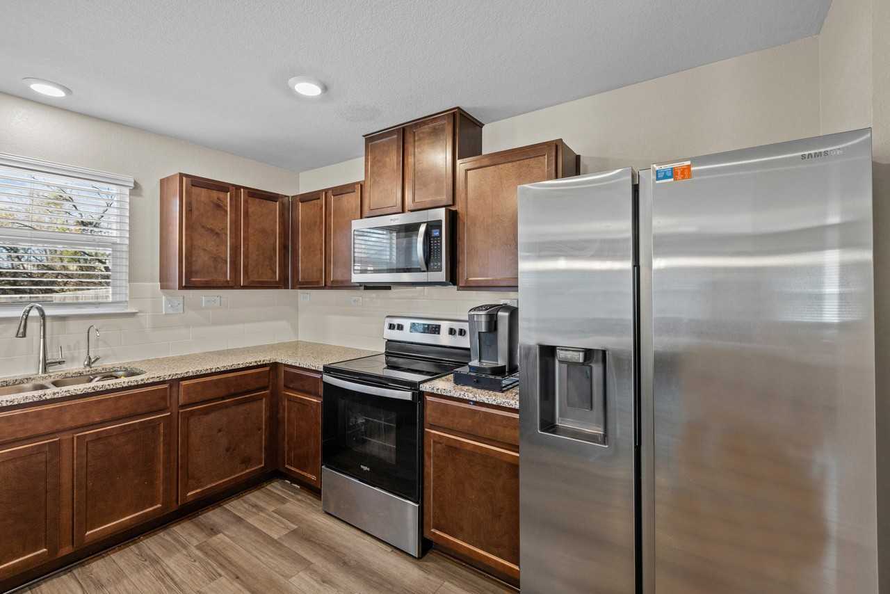 1915 Overlook Knl #1 - Photo 7 of 28