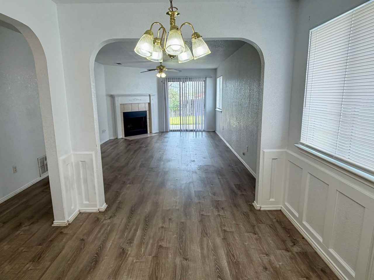 2709 Haven Dr - Photo 4 of 11