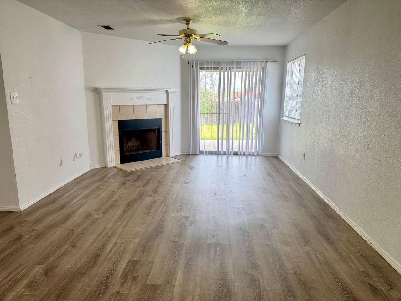 2709 Haven Dr - Photo 5 of 11