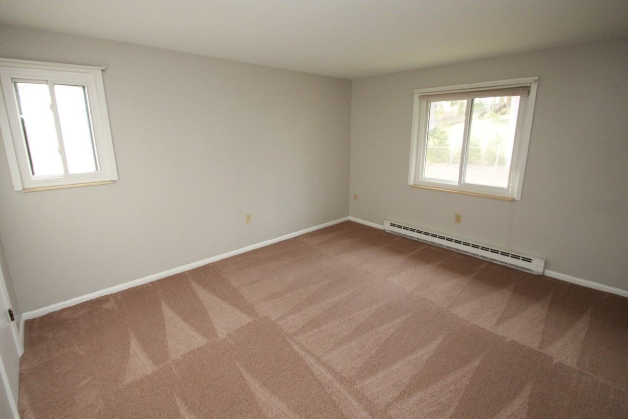 1207 LOGAN ROADAPT K #K - Photo 5 of 6