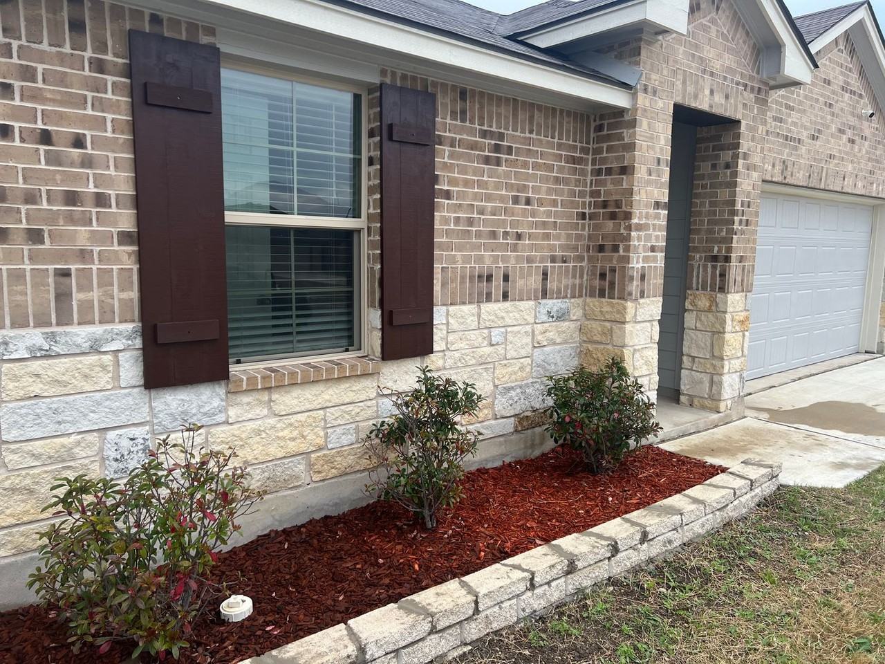 5202 Karen Green Dr - Photo 2 of 23