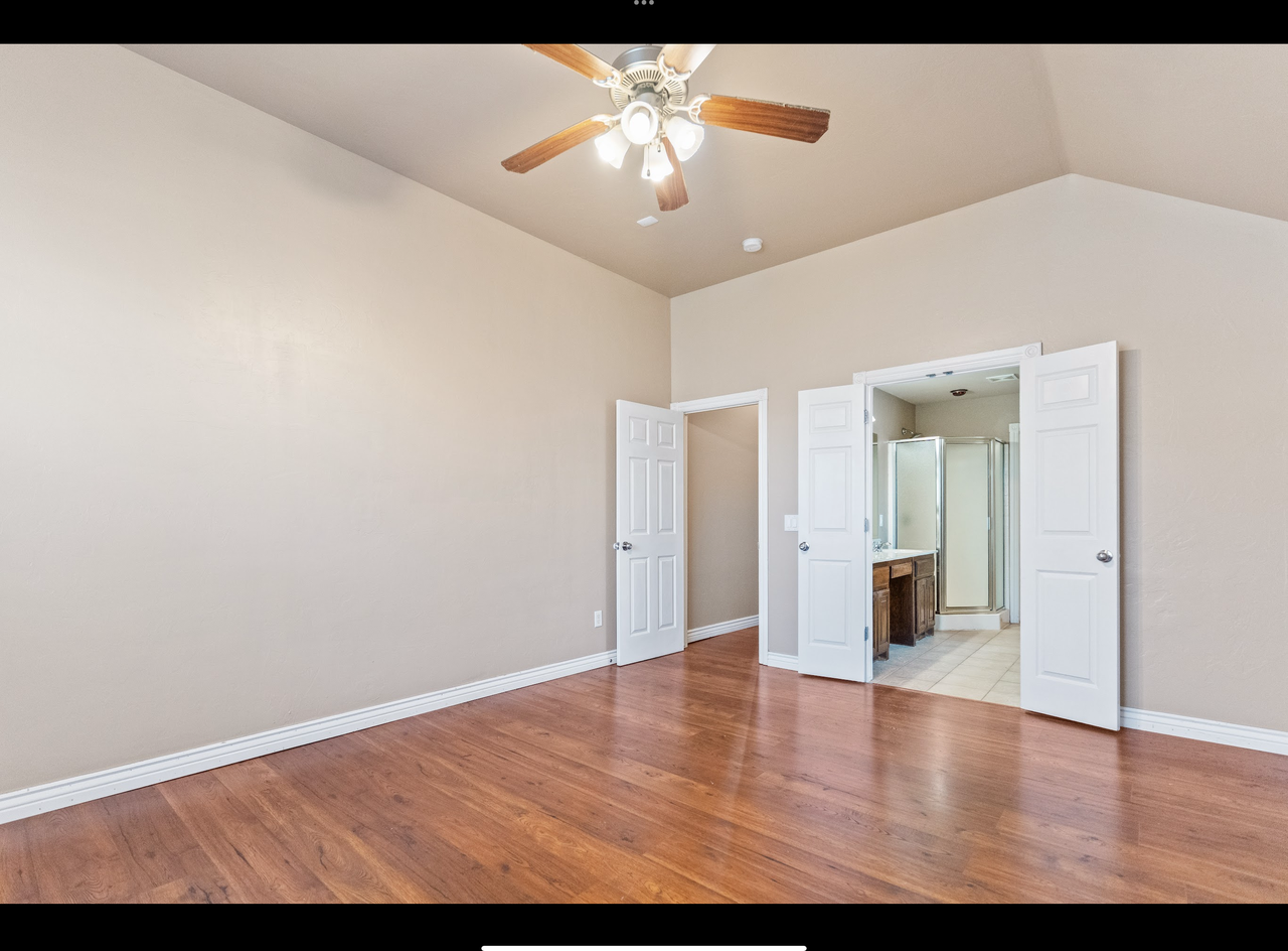2809 Sw 92nd Ct #1 - Photo 5 of 12