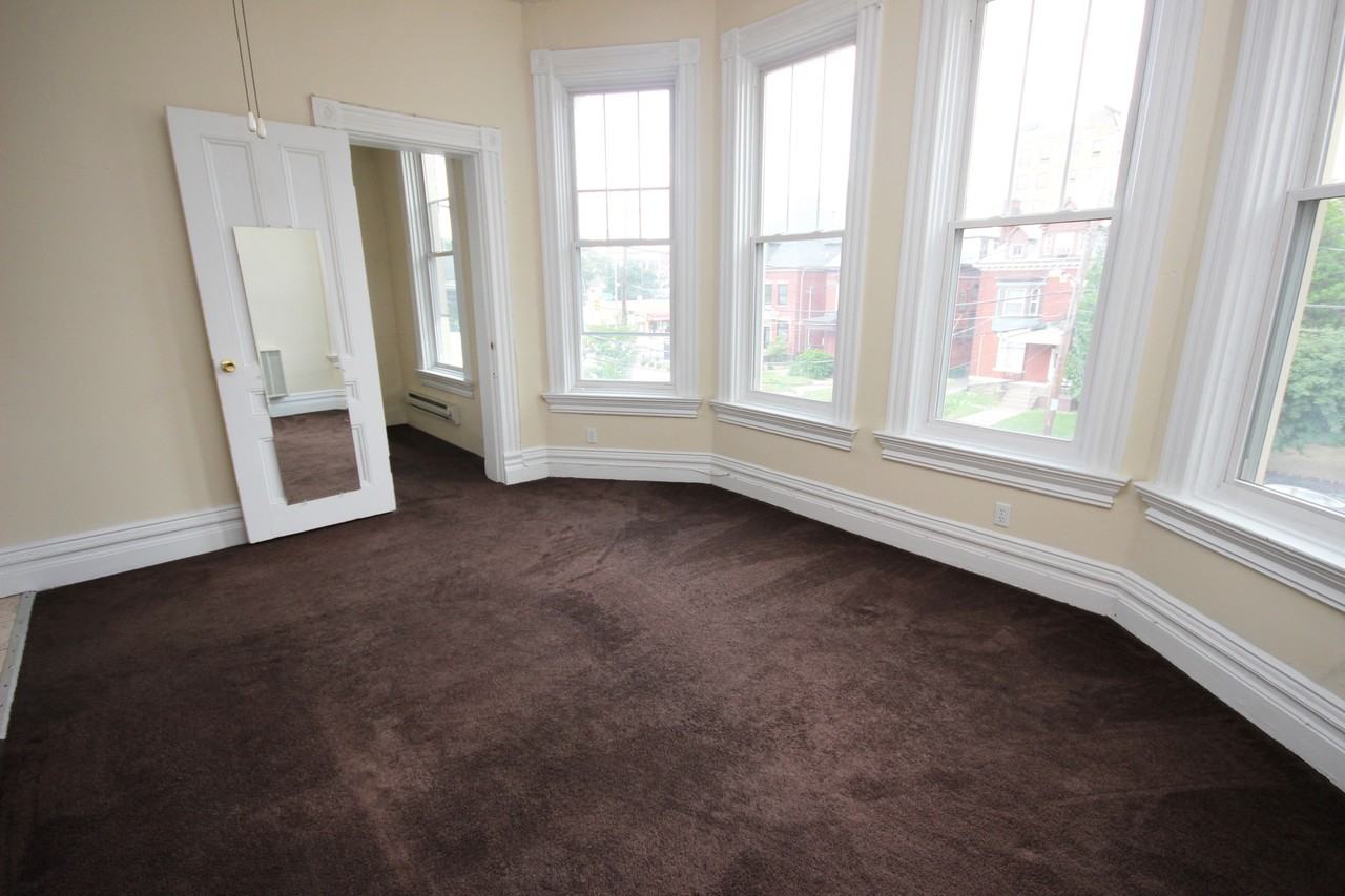 308 NORTH NEVILLE STREETAPT 3 #3 - Photo 2 of 7