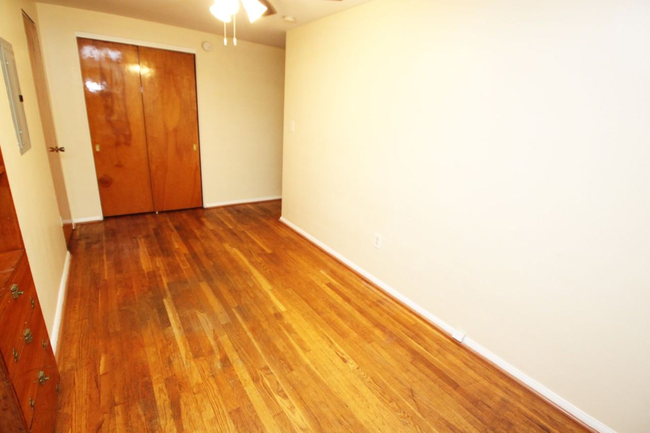 308 NORTH NEVILLE STREETAPT 10 #10 - Photo 7 of 10