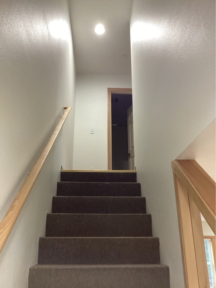 648 Nw Coast St #1 - Photo 7 of 15