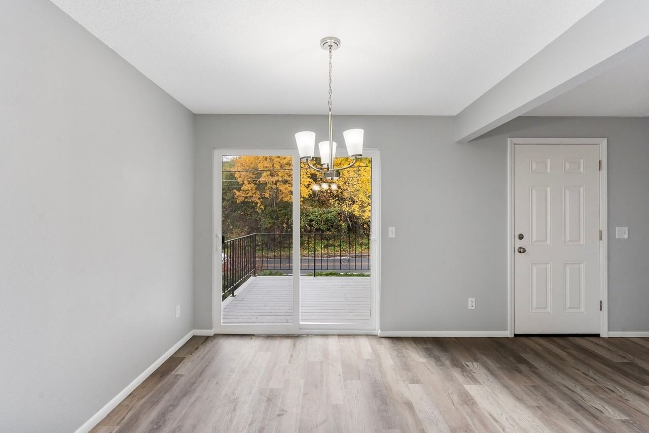 5327 W A St - Photo 7 of 30