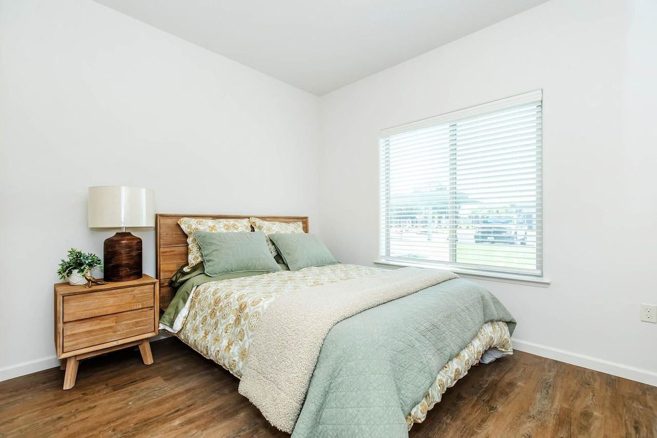 Broadstone Place - Photo 2 of 6