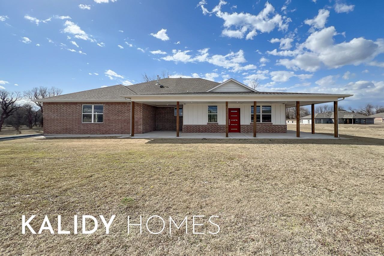 115 Olde Mill Rd #1 - Photo 2 of 50