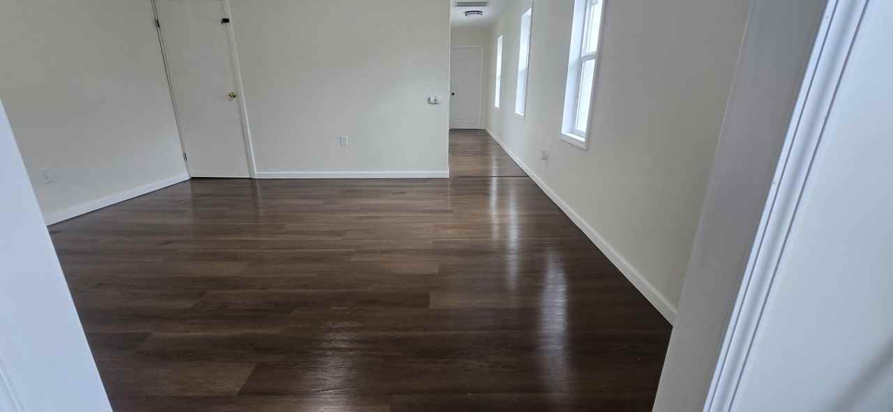 724 E Lawrence St #1 - Photo 6 of 8