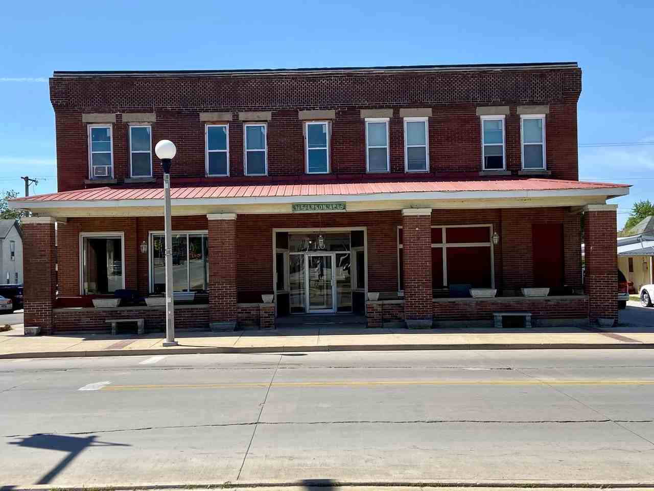 116 E Jefferson St - Photo 5 of 15