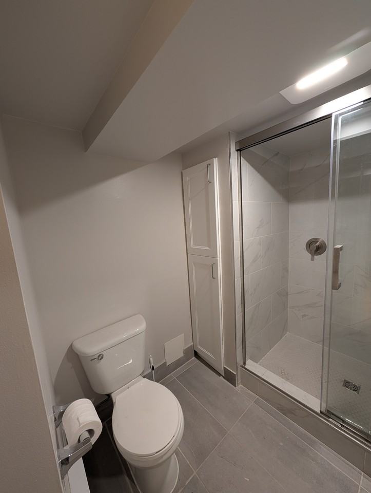 324 Laurier Ave E #1 - Photo 6 of 12
