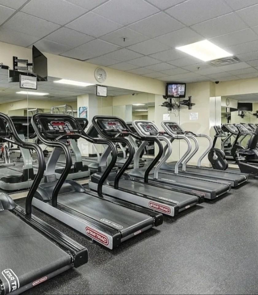 6040 Kennedy Blvd E #28 - Photo 4 of 13