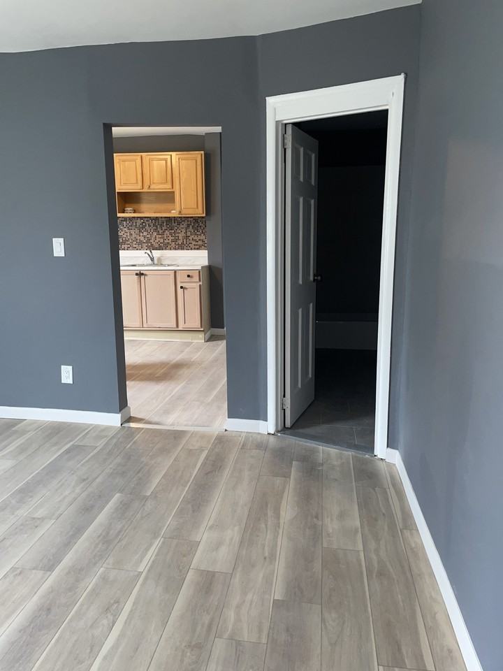 1348 W Front St Apt 2d #2D - Photo 4 of 8