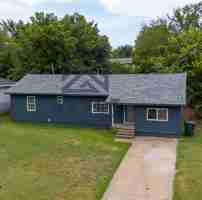 featured image of 1040 Sycamore Dr