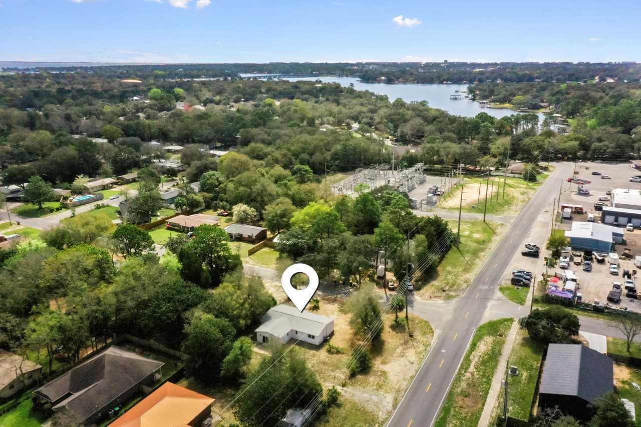 200 Spencer Dr #1 - Photo 3 of 48