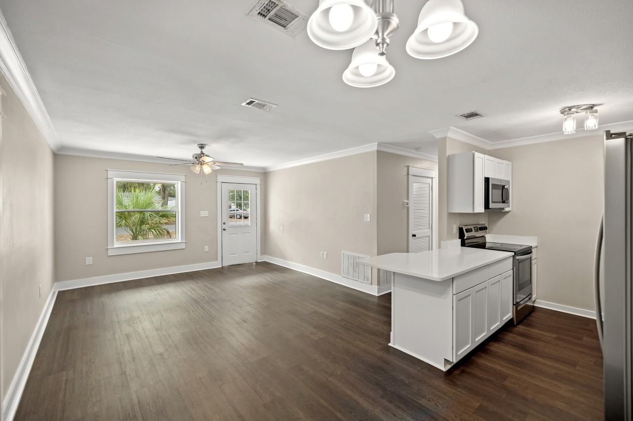 200 Spencer Dr #1 - Photo 6 of 48