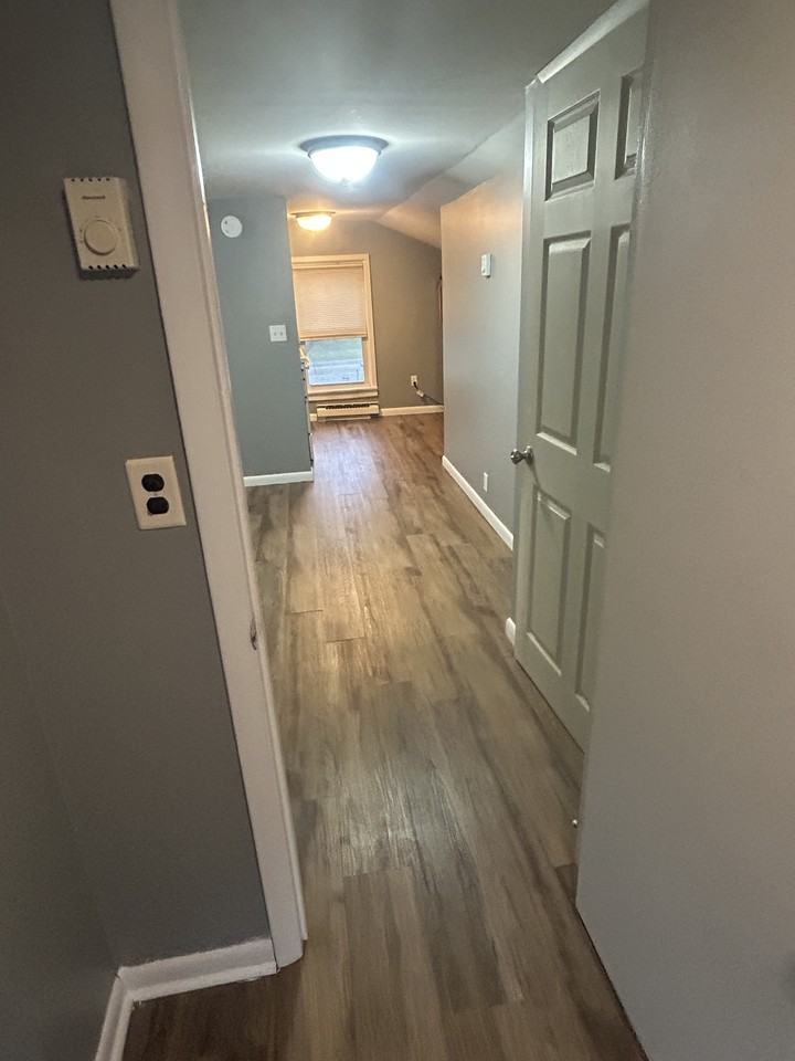 151 Main St #3 - Photo 4 of 10