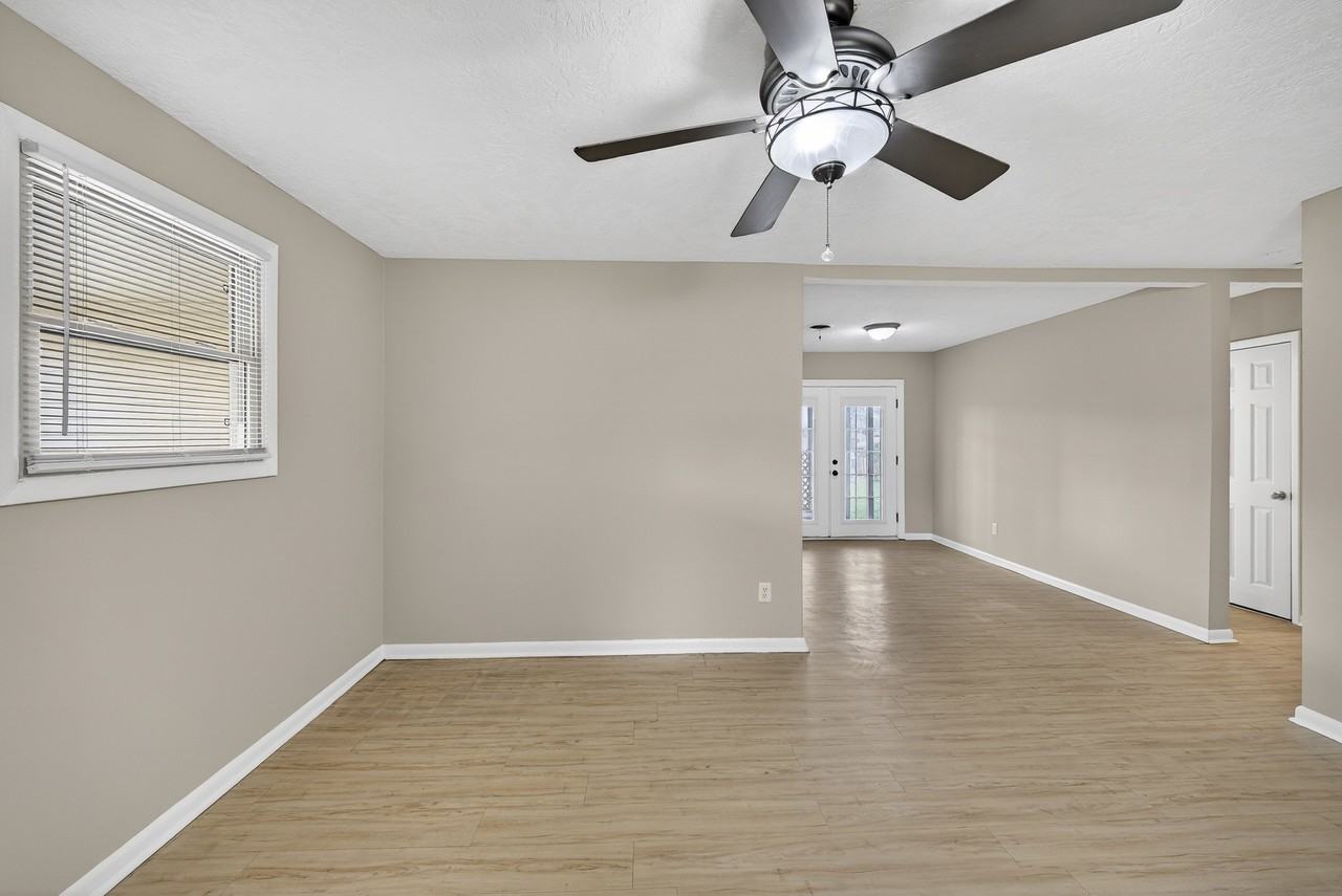 2361 Dublin Dr #1 - Photo 4 of 29