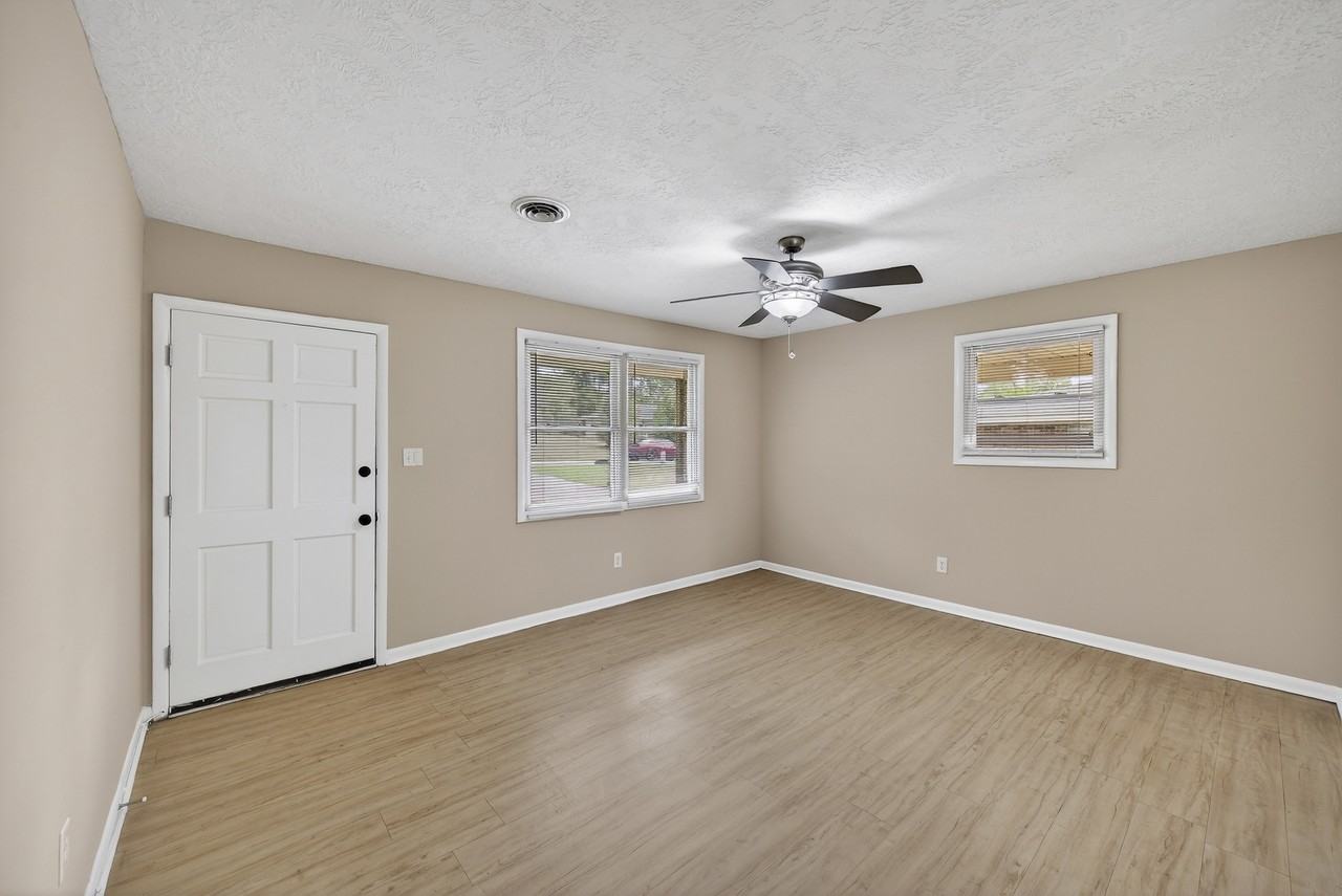 2361 Dublin Dr #1 - Photo 6 of 29