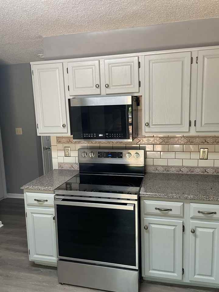 11901 Henderson Hill Rd #1 - Photo 3 of 14