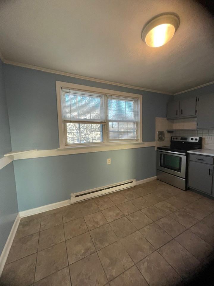 153 Boston Post Road East - Photo 4 of 18