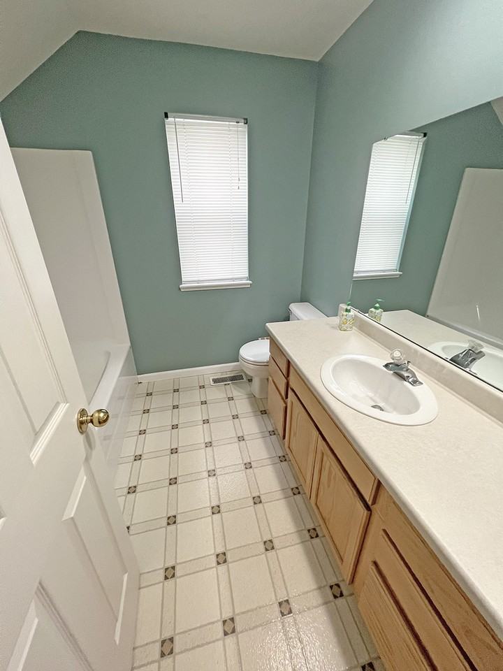 116 Michael Grove Ave #1 - Photo 3 of 28