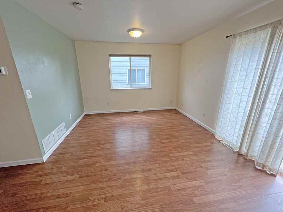 116 Michael Grove Ave #1 - Photo 6 of 28