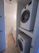 3604 Tyson Pl Ne #C - Photo 1 of 1