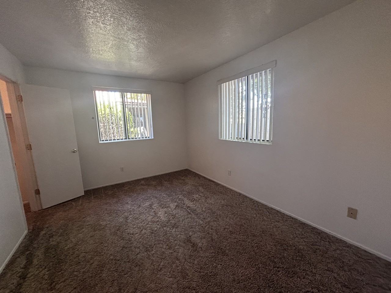 3604 Tyson Pl Ne #C - Photo 2 of 15