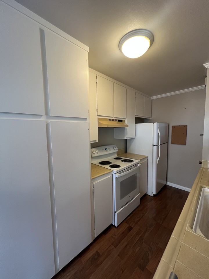 1350 Ruby Ct #1350 - Photo 5 of 13