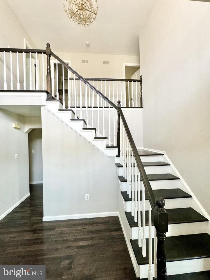 11919 Autumnwood Ln #1 - Photo 4 of 26