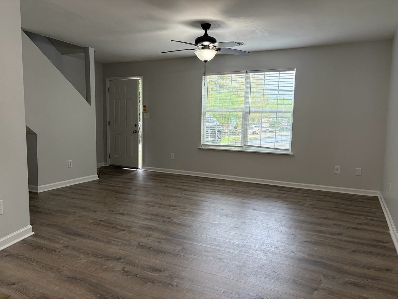 2052 Darnell Cir #B - Photo 7 of 24