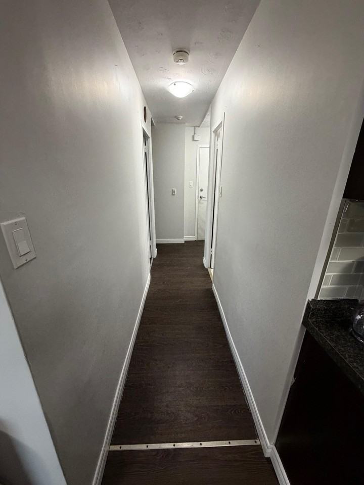 20 Bradmon Dr #220 - Photo 7 of 8