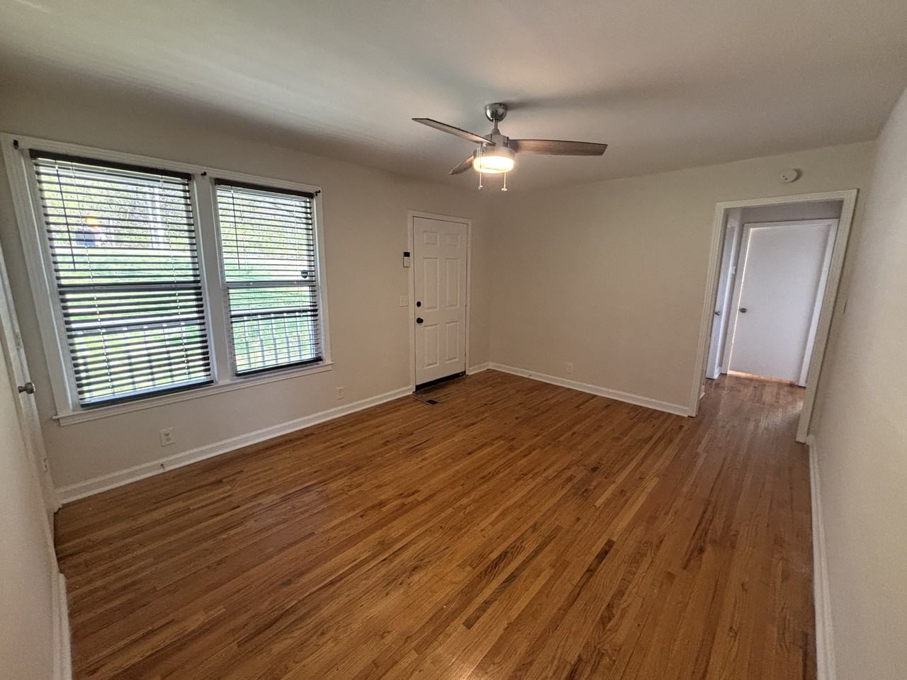 2718 Oakwood Ave #1 - Photo 2 of 10