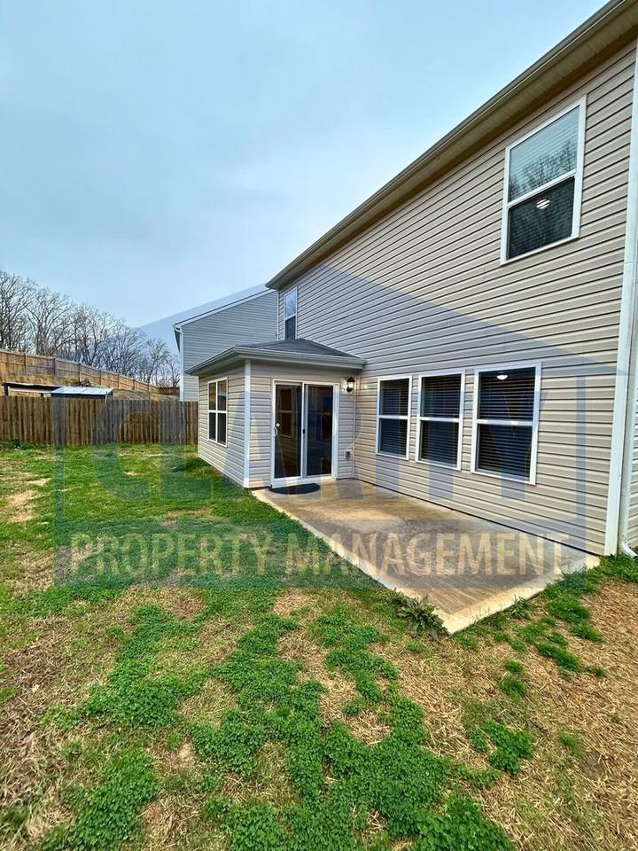 3302 Harmony Ct Ne - Photo 3 of 27
